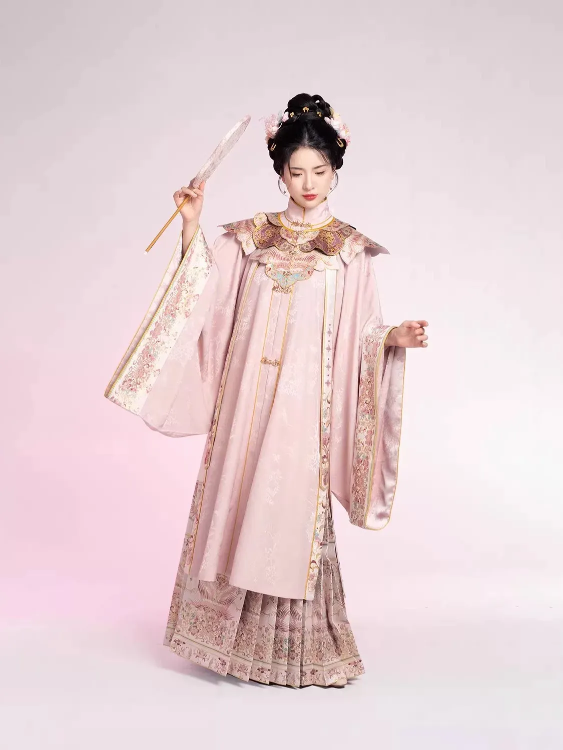 6-Piece Pink Hanfu Graduation Gown Outfit - Image 3
